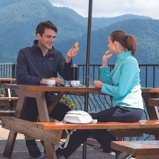 【 EasyMain 】CE22093  男頂級超輕防風透氣外套 EASYMAIN