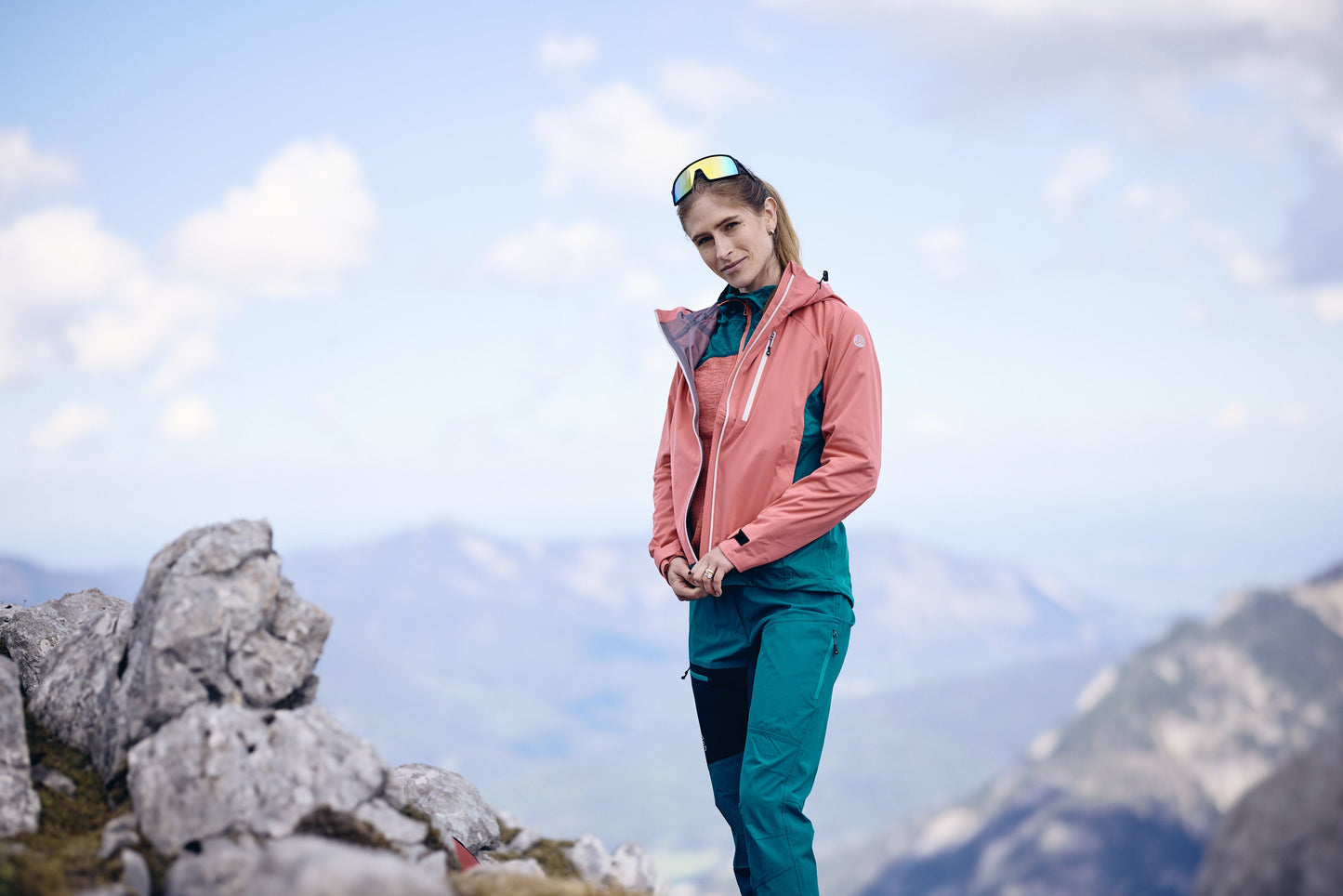 【 MAUL 】Jungfrau MTX 10.0 女防風連帽輕便健行夾克 MAUL