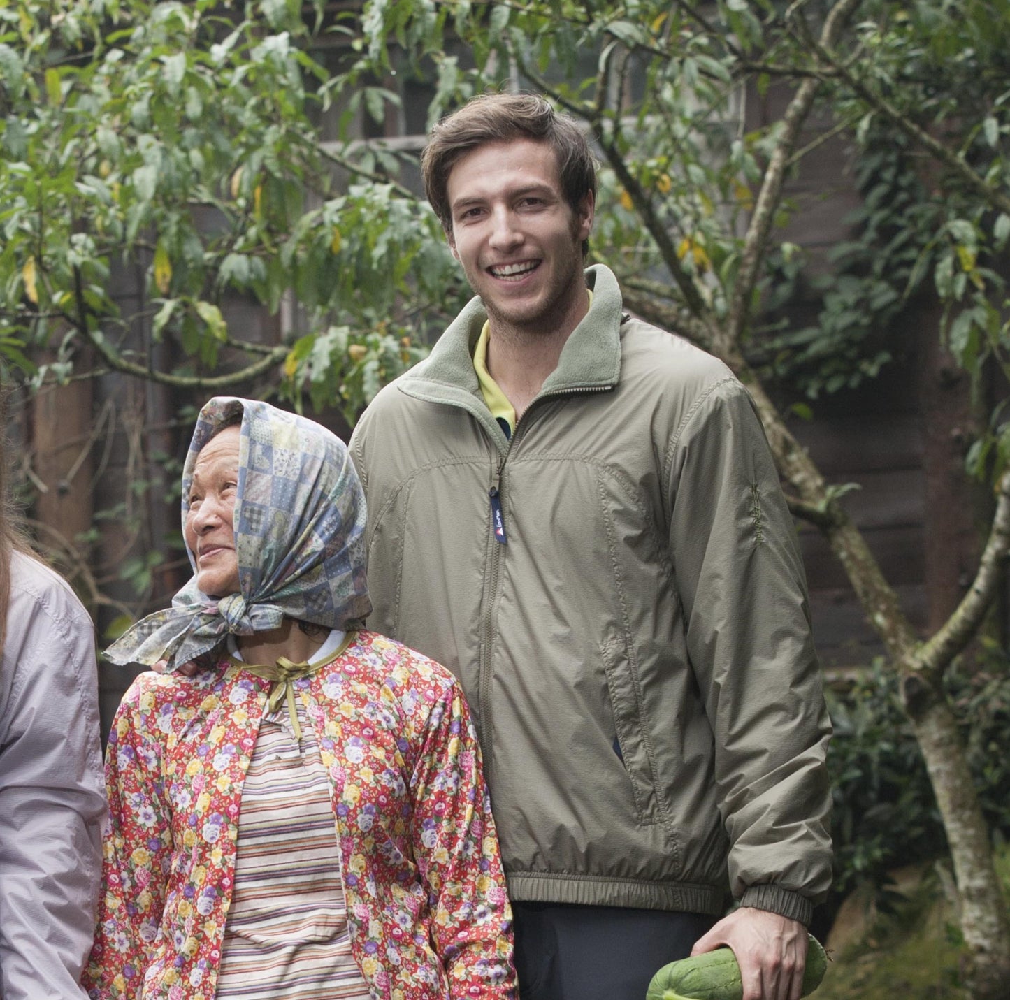 【 EasyMain 】DE00057 男輕暖防風保暖外套 - JJSJ結交世界