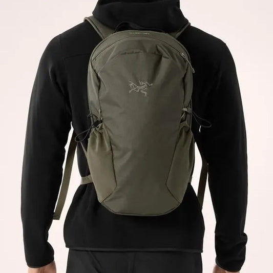【 Arcteryx 始祖鳥 】Mantis 16L 多功能背包 ARCTERYX