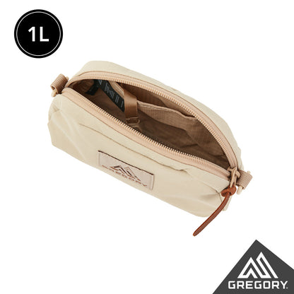 【GREGORY】1L LADYBIRD CROSSBODY 肩背包 沙色 GREGORY