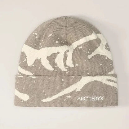 f24-x000009253-grotto-toque-rune-arctic-silk-front_1