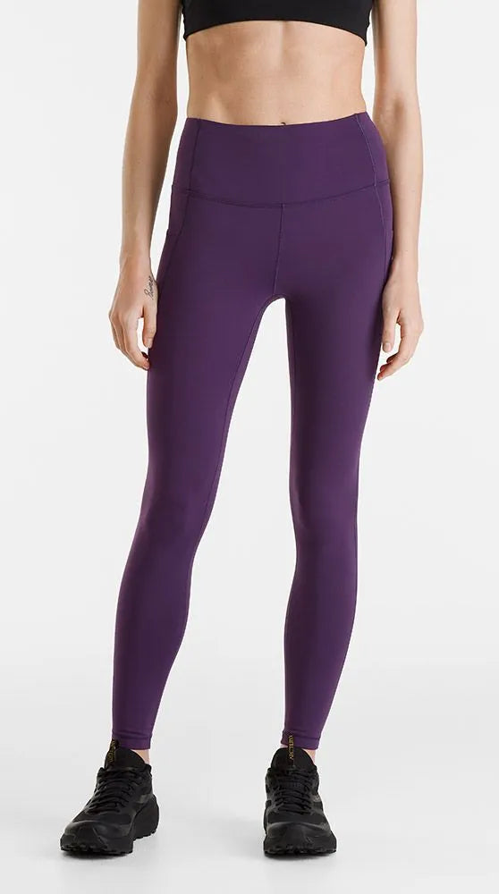 ss23_x000007277_019567_essent-high-rise-legging-26_expanse_women_4_front-view_1_1