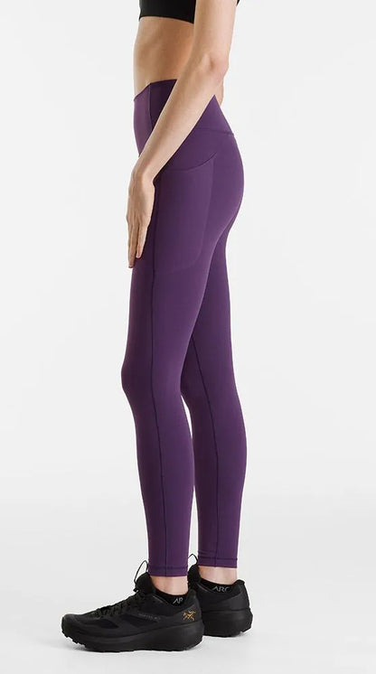 ss23_x000007277_019567_essent-high-rise-legging-26_expanse_women_4_side-view-left_1